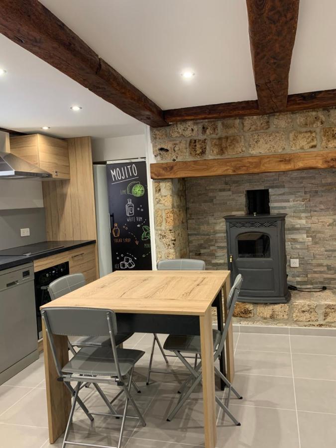 Maison Individuelle A Chanac 2 Chambres 1 Canape Lit Wifi Gratuit Buitenkant foto